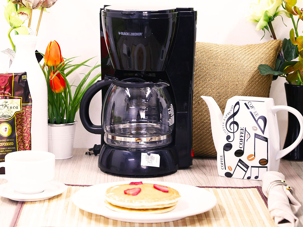 Cafetera de 10 tazas Black \u0026 Decker DCM1100B - Kemik Guatemala