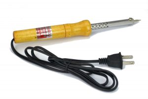 Cautin Nippon América mango de madera 40W thumbnail
